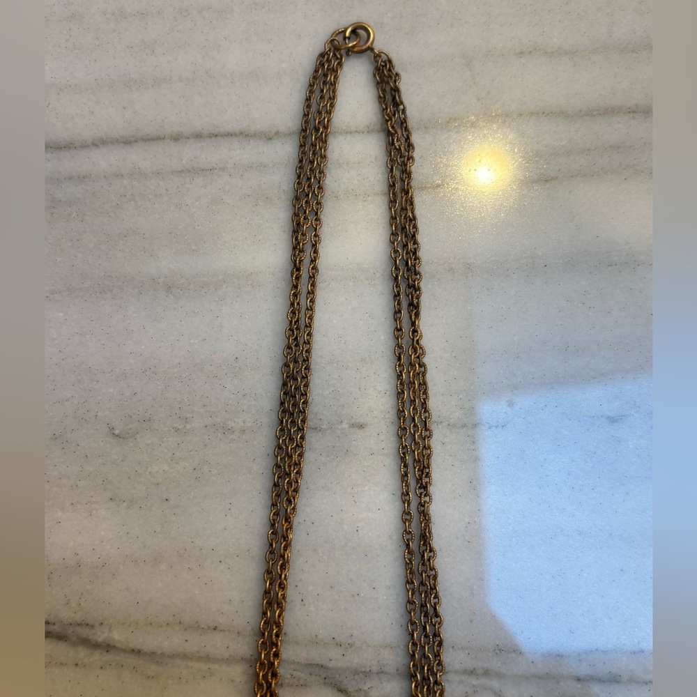 Vintage Czech Glads and Gold Toned Brass Necklace - Picture 4 of 7